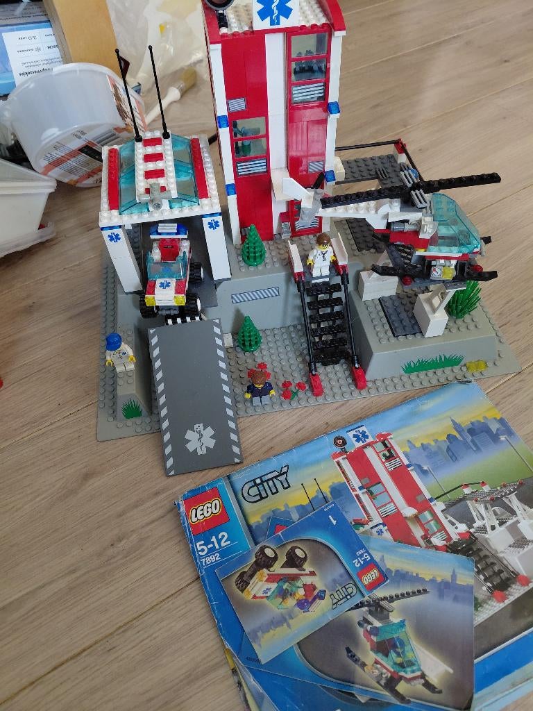 Lego groot ziekenhuis 25 euro vast, Ophalen, City, Lego, Zo goed als nieuw