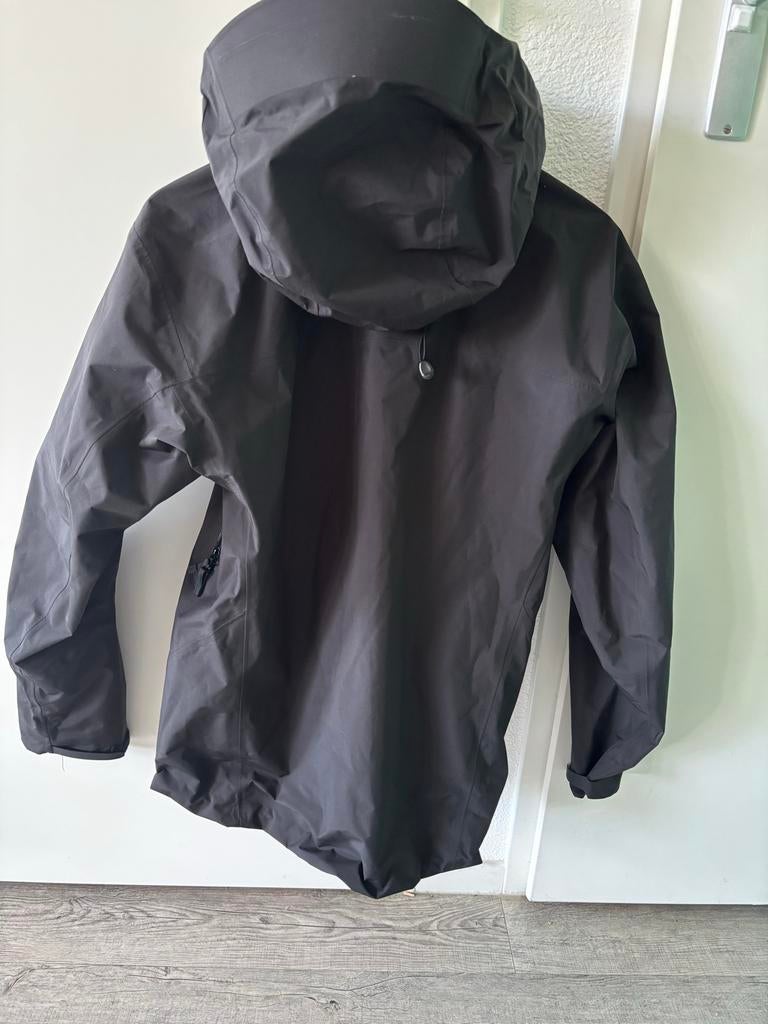 Arcteryx Gore-Tex Jas Zwart Maat S, Kleding | Heren, Ophalen of Verzenden, Zo goed als nieuw, Maat 46 (S) of kleiner, Zwart