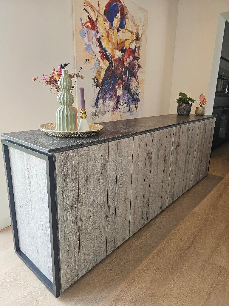 Dressoir kast - Industrieel Wandmeubel 250cm, Met deur(en), Modern Industrieel, Zo goed als nieuw, 200 cm of meer