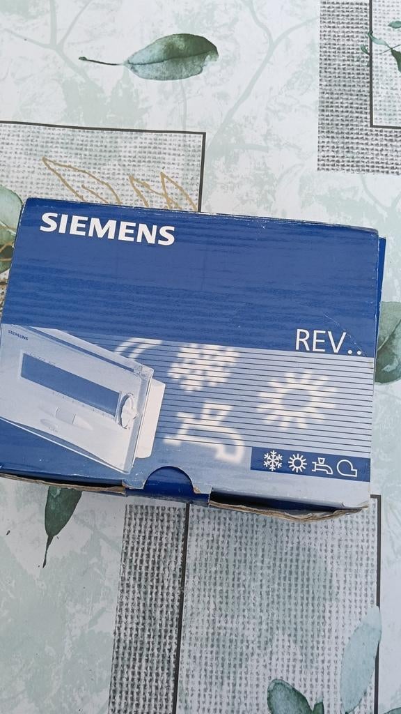 Siemens REV 23 thermostaat nieuw in doos, Doe-het-zelf en Verbouw, Ophalen, Slimme thermostaat, Nieuw