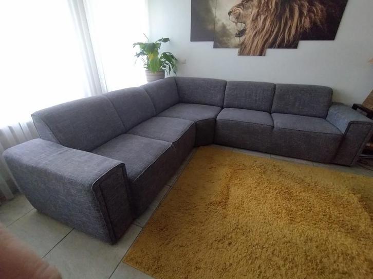 Grijze stoffen hoekbank in goede staat (250x250x90), Huis en Inrichting, Banken | Complete zithoeken, Gebruikt, Stof, Ophalen