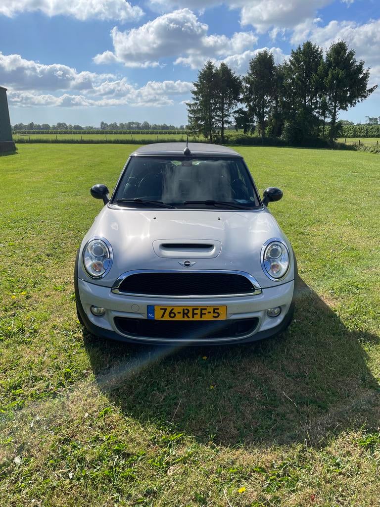 Mini 1.6 Cooper S Cabrio AUT 2011 Wit, Auto's, 15 km/l, Zwart, 4 cilinders, Cabriolet