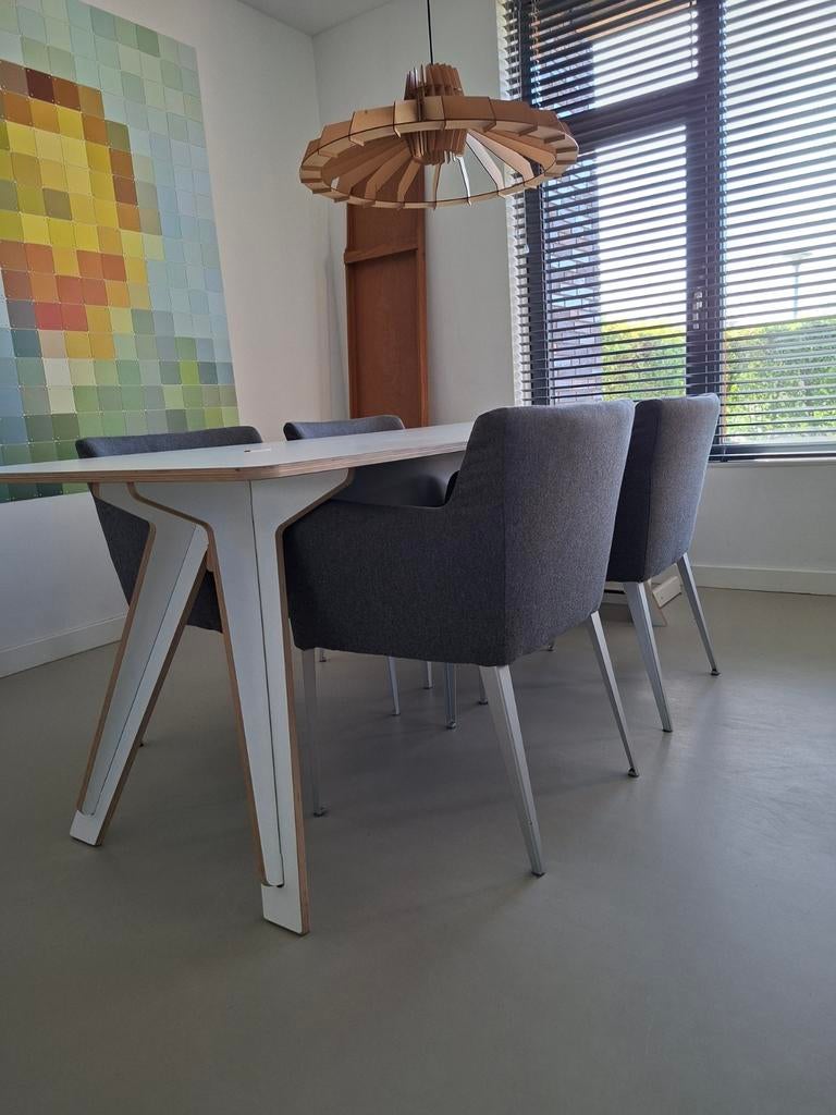 4x Van Bennekom eetkamerstoel, Ophalen, Gebruikt, 200 cm of meer, 50 tot 100 cm