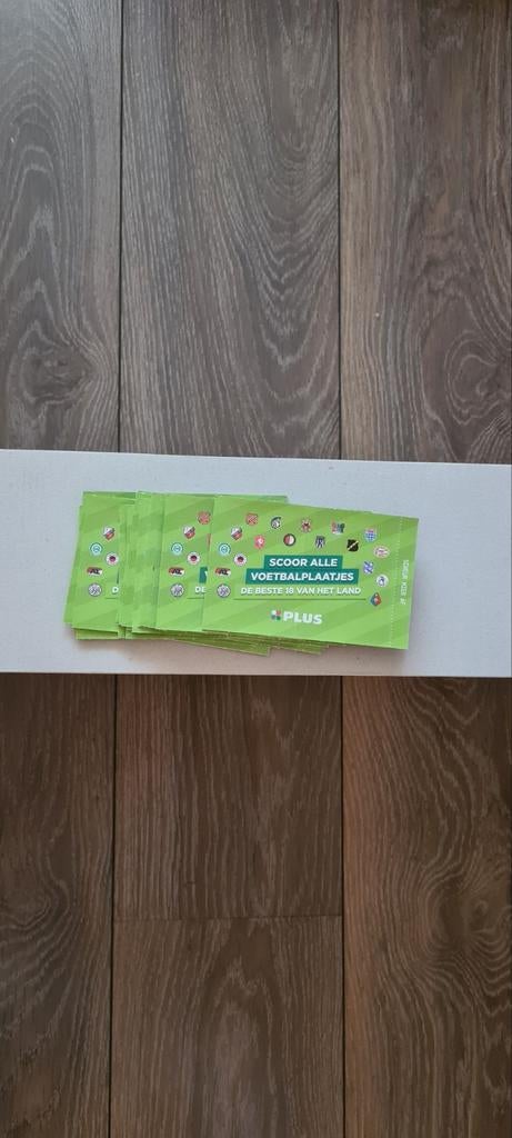 25 Plus voetbalplaatjes 2025-- 2026, Verzamelen, Plus, Ophalen of Verzenden