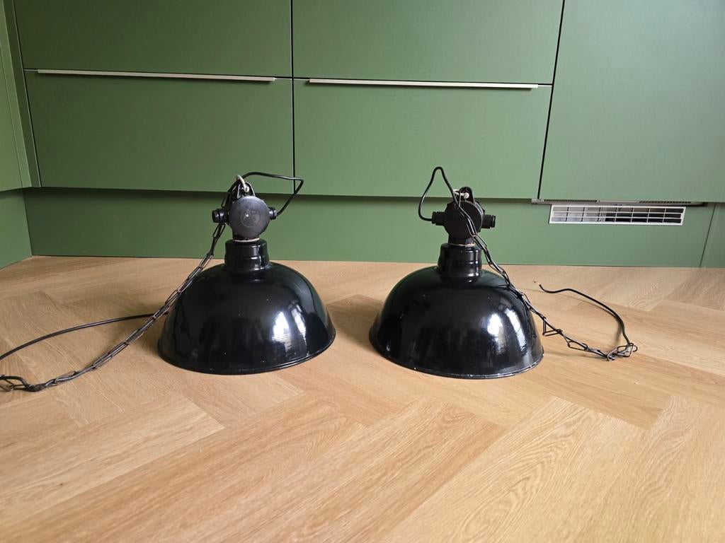 2 industriële DDR  fabriekslampen. Leuchtenbau Dresden., Ophalen of Verzenden, Gebruikt, Minder dan 50 cm