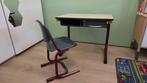 Degelijk schoolbureau met stoel - Vintage schoolmeubilair, Ophalen, Gebruikt, Bureau