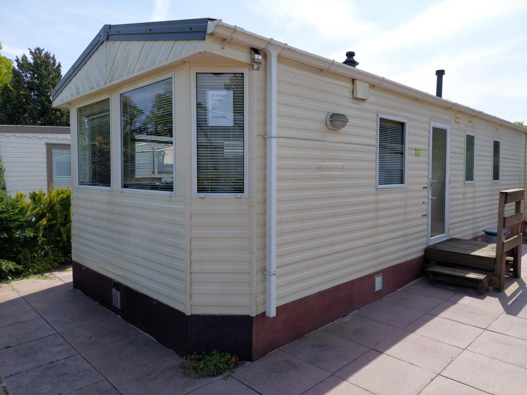 Chalet Veluwe - camping konijnenberg- opknapper, Caravans en Kamperen, Stacaravans, Tot en met 4