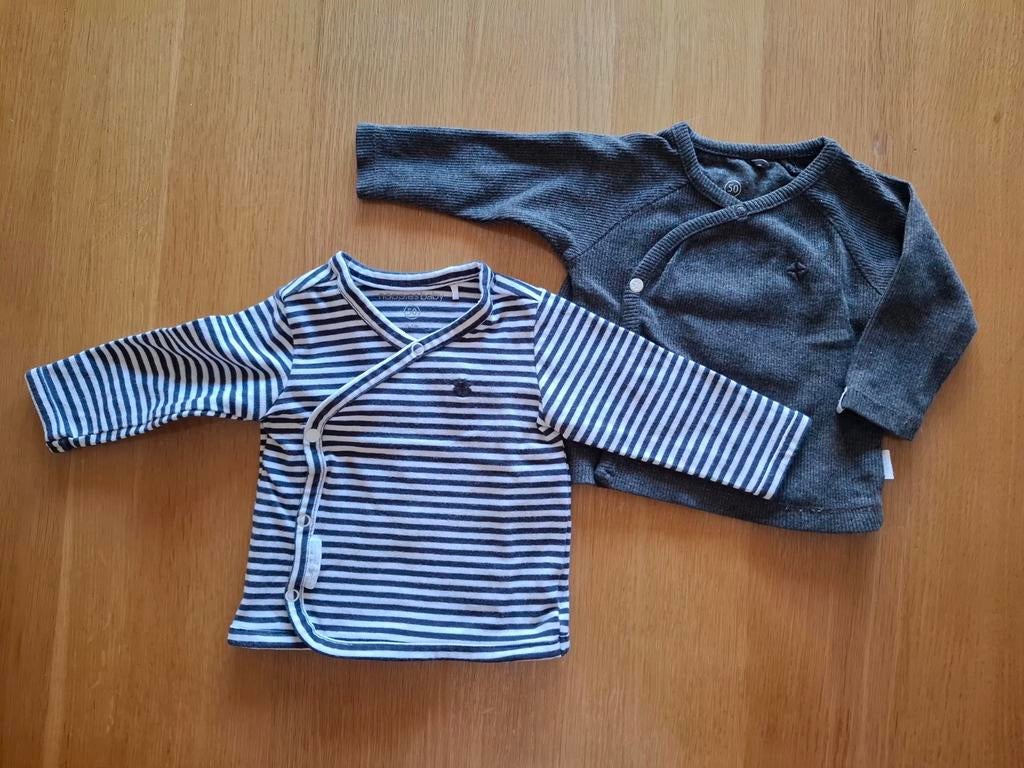 Twee truitjes 50, Kinderen en Baby's, Babykleding | Maat 50, Truitje of Vestje, Ophalen of Verzenden, Zo goed als nieuw, Jongetje