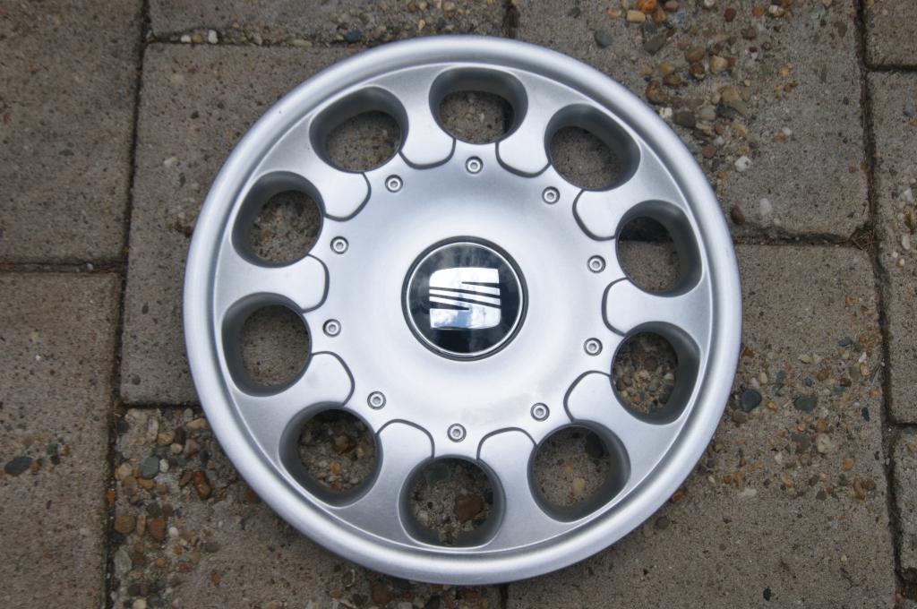 1 losse originele wieldop Seat leon 15 inch (Model 1), Auto diversen, Wieldoppen, Ophalen of Verzenden, Zo goed als nieuw