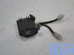 Spanningsregelaar voor de Suzuki SV 1000 2003 - 2007 SV1000, Motoren, Gebruikt, -, -, Ophalen of Verzenden