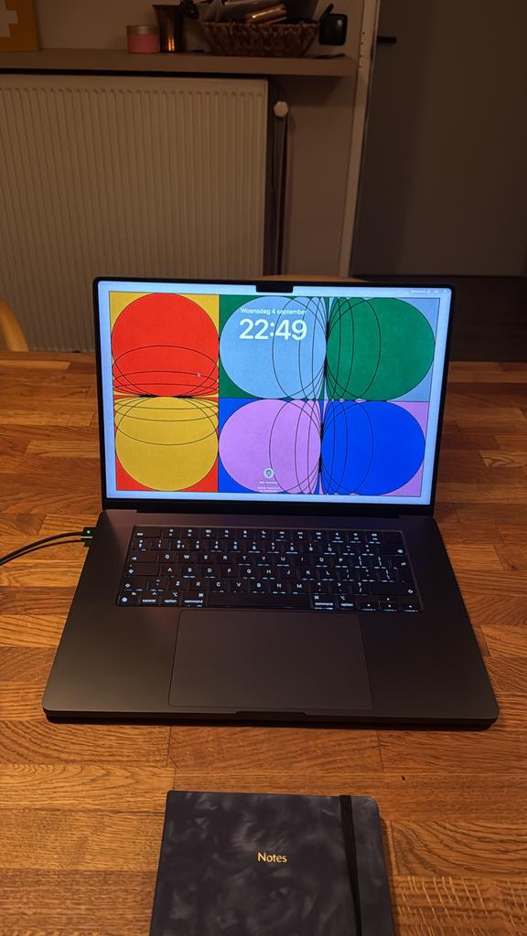 MacBook Pro 16 inch M3 Pro 512GB - 18GB Ram - Space Black, Computers en Software, Apple Macbooks, Qwerty, Zo goed als nieuw, 16 inch