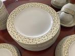 Servies Tiny flower, Ophalen, Zo goed als nieuw, Overige stijlen, Porselein