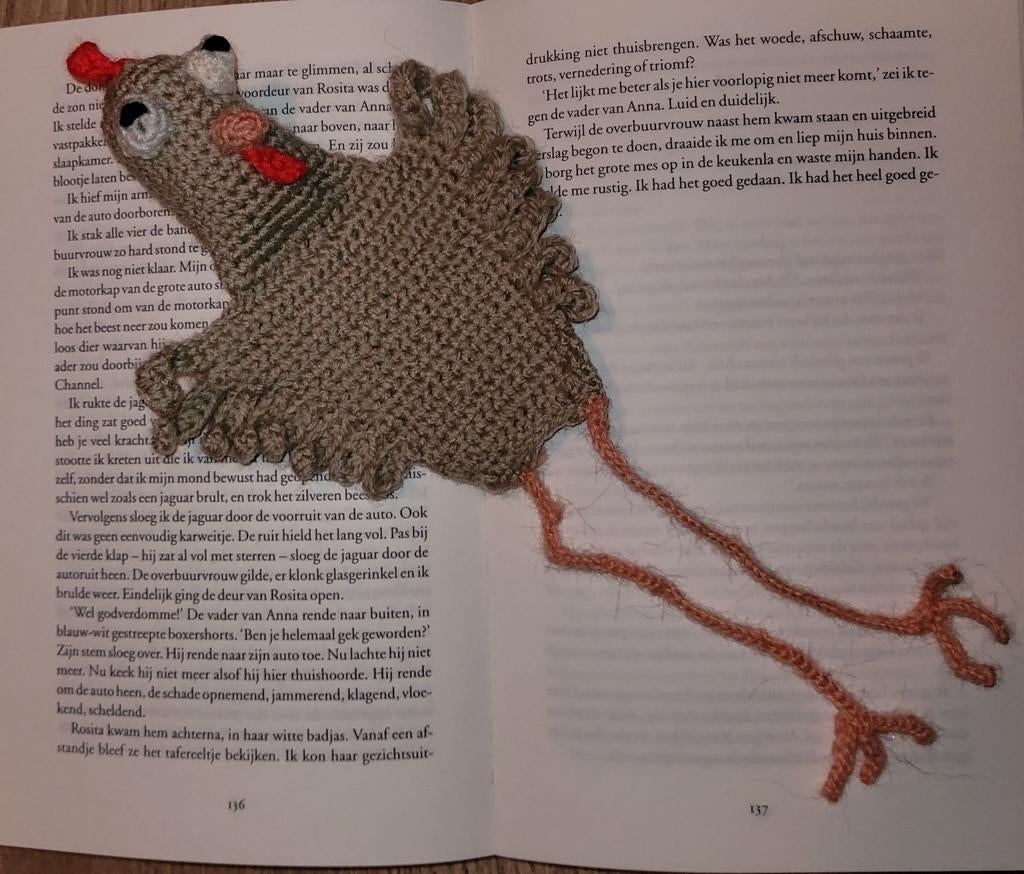 boekenlegger kip gehaakt, Hilda Hen, Ophalen of Verzenden, Nieuw, Haken, Overige typen