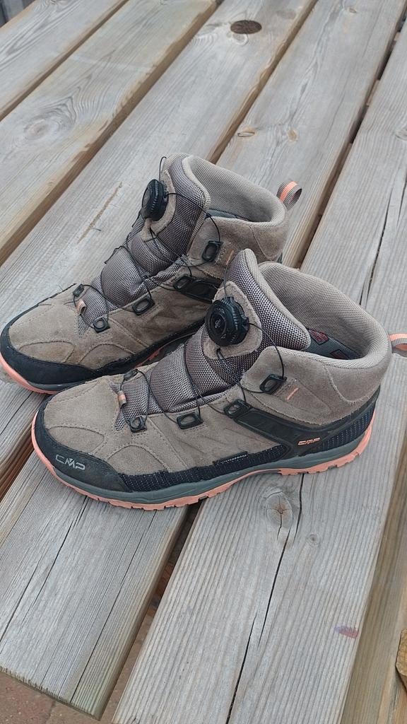 CMP Wandelschoenen Maat 39, Ophalen