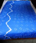 Blauw met witte batik ruiten en zigzag sjaal 100 x 180 cm, Gedragen, Sjaal, Verzenden