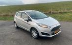 Ford Fiësta 2013 - APK 01/2027, Trekhaak, Airco, Auto's, Ford, Euro 5, Stof, 40 €/maand, Zwart