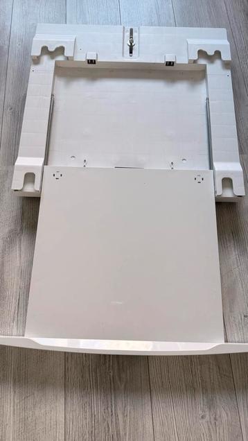 AEG stapelkit met uittrekbare legplank beschikbaar voor biedingen