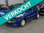 Peugeot 107 1.0-12V XR Nieuwe APK NAP Airco, Auto's, Voorwielaandrijving, Stof, Gebruikt, Zwart