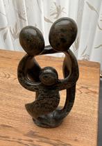 Serpentijn Sculptuur 'Happy Family' Fairtrade, Antiek en Kunst, Ophalen of Verzenden