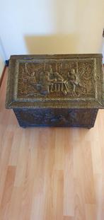 Oude kist met zeer fraai beslag, Antiek en Kunst, Ophalen of Verzenden