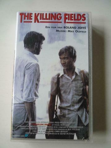 VHS Oorlog Videoband The Killing Fields Cambodja 1973 beschikbaar voor biedingen