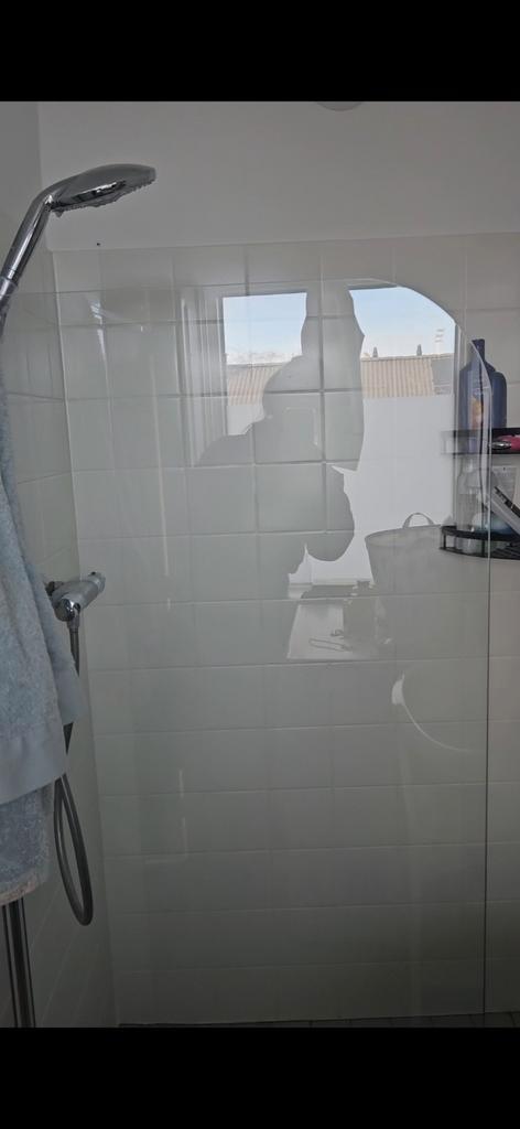 Bad/douchewand 70 × 140, Huis en Inrichting, Badkamer | Complete badkamers, Zo goed als nieuw, Ophalen