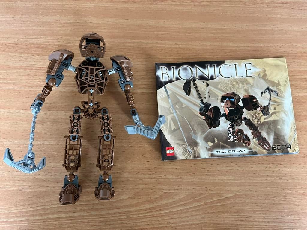 BIONICLES lego set 8604 - Toa Onewa, Ophalen of Verzenden, Zo goed als nieuw, Complete set, Lego
