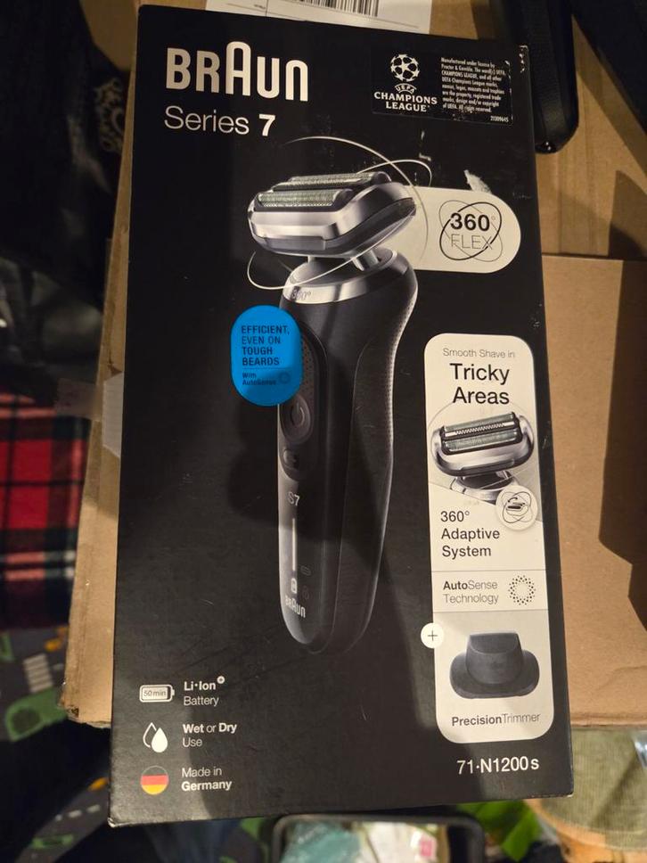 Braun Series 7 Scheerapparaat, Witgoed en Apparatuur, Persoonlijke-verzorgingsapparatuur, Zo goed als nieuw, Scheren en Epileren