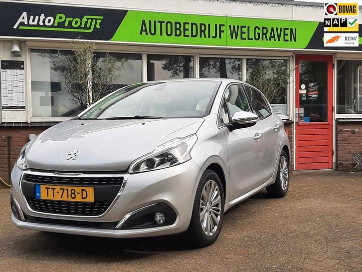 Peugeot 208 1.2 PureTech Blue Lease Allure, Auto's, Peugeot, Bedrijf, Te koop, ABS, Airbags, Airconditioning, Boordcomputer, Centrale vergrendeling