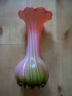 Vaas groen/rood/wit Murano glas, Overige kleuren, Ophalen of Verzenden, Minder dan 50 cm, Glas