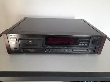 Sony DTC-55ES DAT speler beschikbaar voor biedingen