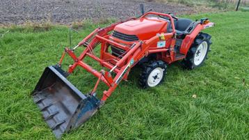 Yanmar minitrekker voorlader Zijschakeling 4WD 19PK hef
 beschikbaar voor biedingen