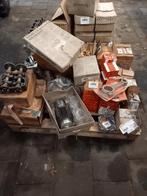 Pallet vol deutz motor onderdelen, Ophalen