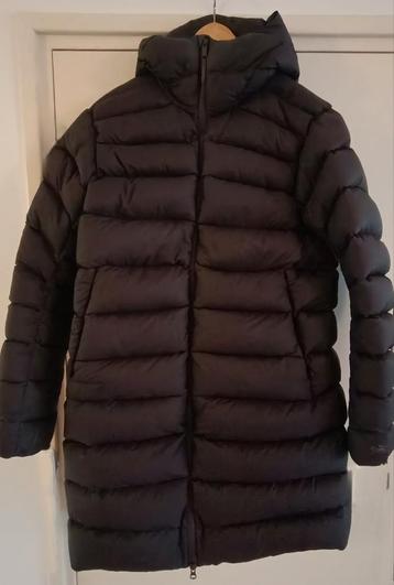 Arc'Teryx Seyla dons jas aubergine paars maat L beschikbaar voor biedingen