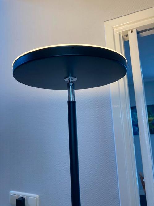 Led sta lamp., Huis en Inrichting, Lampen | Vloerlampen, Nieuw, 150 tot 200 cm, Overige materialen, Verzenden