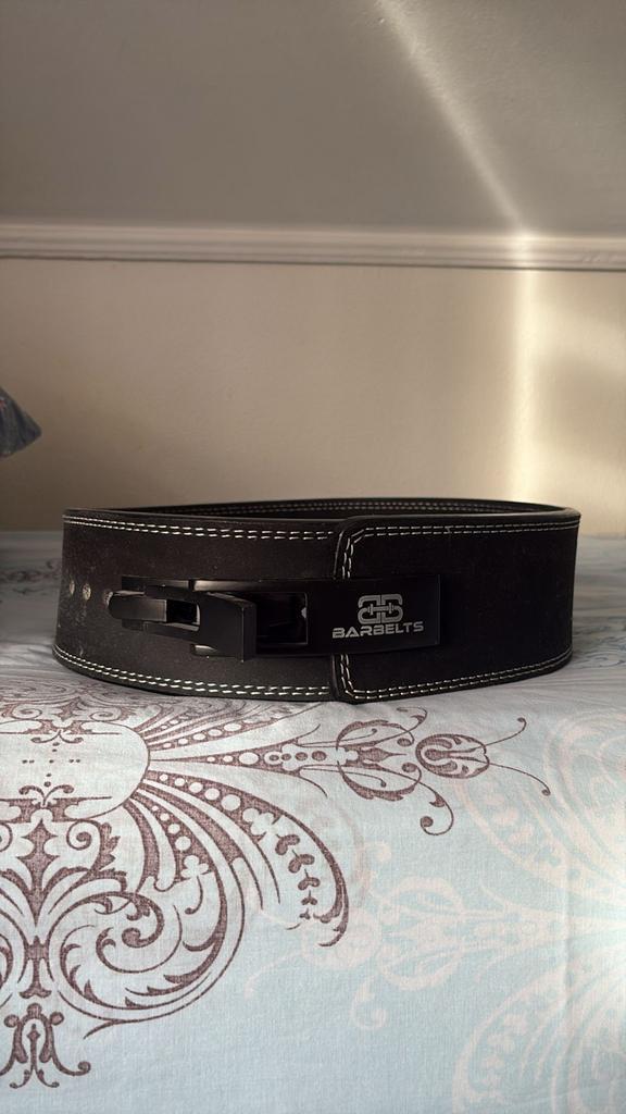 Halterriem - Barbelts, Sport en Fitness, Fitnessmaterialen, Zo goed als nieuw, Halterriem, Buik, Ophalen of Verzenden