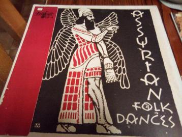 LP COLLECTIE VOLKSMUZIEK BIJNA 700 STUKS 2 EURO PER STUK beschikbaar voor biedingen