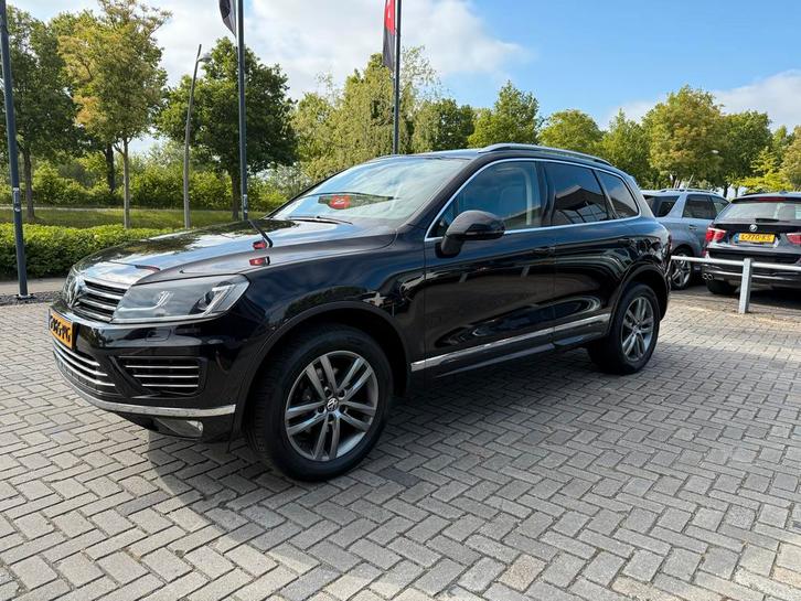 Volkswagen Touareg  R-Line 3.0 V6 TDI, Auto's, Volkswagen, Particulier, Touareg, 4x4, ABS, Achteruitrijcamera, Adaptieve lichten
