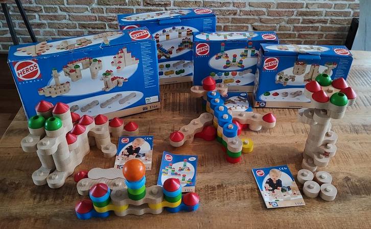 Heros constructor ketting bouwstenen 4 varianten, Kinderen en Baby's, Speelgoed | Houten speelgoed, Zo goed als nieuw, Ophalen of Verzenden