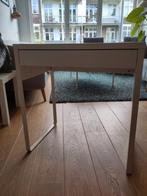 Small IKEA desk, 25 tot 50 cm, Rond, Zo goed als nieuw, Ophalen