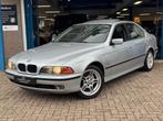 BMW 5-serie 523i Executive 1997 AUT AIRCO LM Top Staat NAP!, Auto's, Euro 2, Zwart, 2494 cc, 11 km/l
