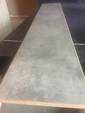 22 m2 betonlook laminaat 3 mnd oud  beschikbaar voor biedingen
