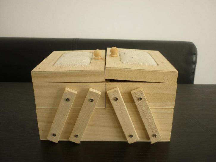 Klein naaidoosje / mini naaidoos / houten naaidoos, Hobby en Vrije tijd, Naaien en Fournituren, Nieuw, Overige typen, Ophalen of Verzenden
