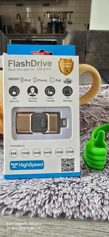 USB Stick beschikbaar voor biedingen