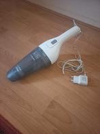 Black+Decker Kruimeldief - Handige stofzuiger, Gebruikt, Kruimeldief, Ophalen of Verzenden, Minder dan 1200 watt