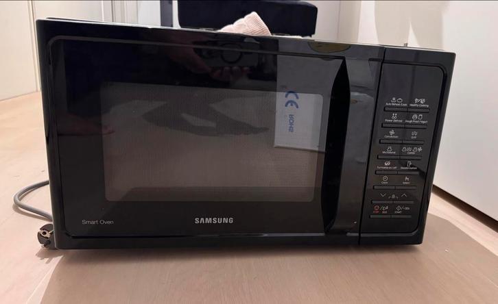 Samsung Combimagnetron MC28H5015CK, Witgoed en Apparatuur, Magnetrons, Gebruikt, Vrijstaand, Combimagnetron, 45 tot 60 cm, Grill