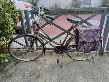 Gazelle damesfiets 28" framehoogte 58cm. Met fietstas beschikbaar voor biedingen