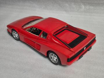 Ferrari Testarossa 1984 Modelauto 1:18 beschikbaar voor biedingen