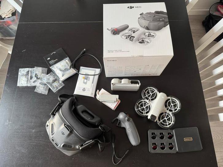 DJI Neo Motion Fly more Combo + Nd filters + Led, zgan, Audio, Tv en Foto, Drones, Zo goed als nieuw, Drone met camera, Ophalen