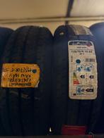 nieuw 195/70R15 97T Uniroyal 195/70 R15 195/70/15 1957015, Auto-onderdelen, Bestelwagen, 15 inch, -, -